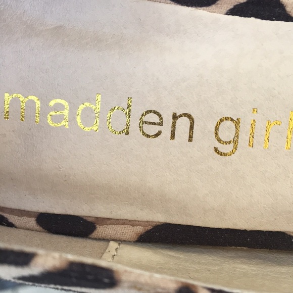 New**Madden Girl‎ Leopard Pumps - Picture 9 of 12